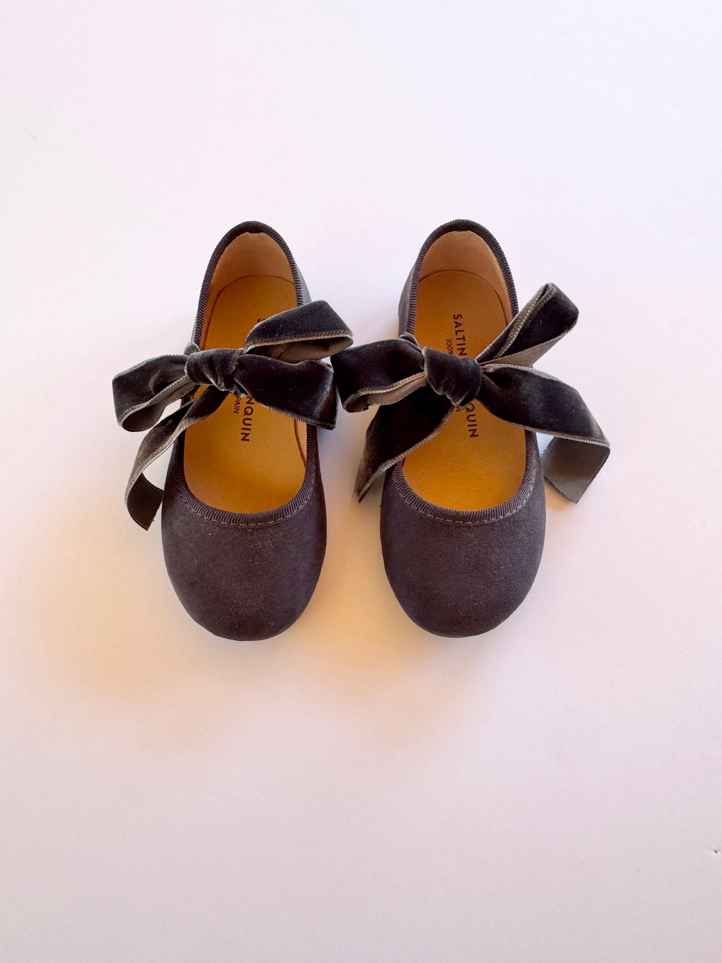 1174-02 Grey Bow Mary Jane