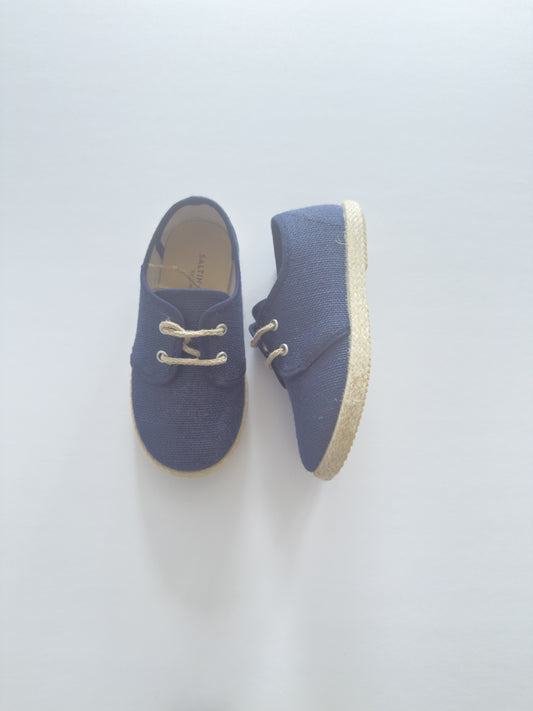 2133-09 Marino Lace Up