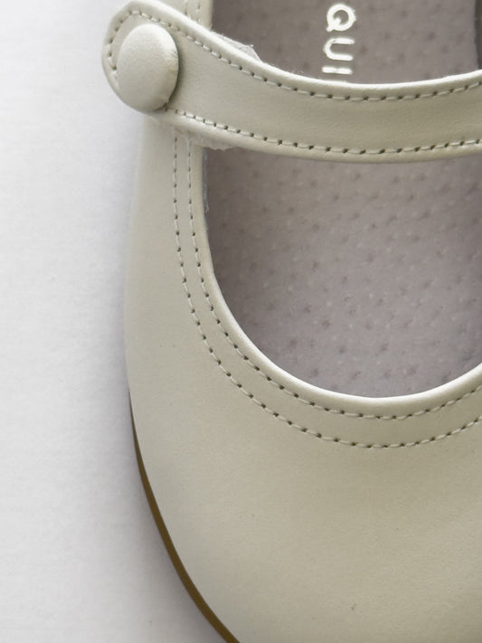 SB1030 Leather Mary Jane Porcelana