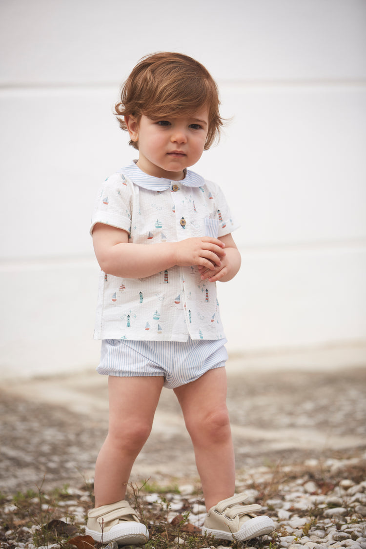 Sailboats & Stripes Claridad