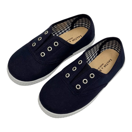 57701 Navy Canvas Sneaker