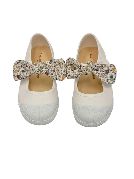 White Flower Bow Canvas Sneakers 4016-01