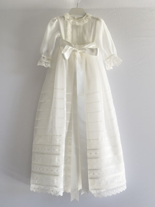 Batista Inglesa Gown 210