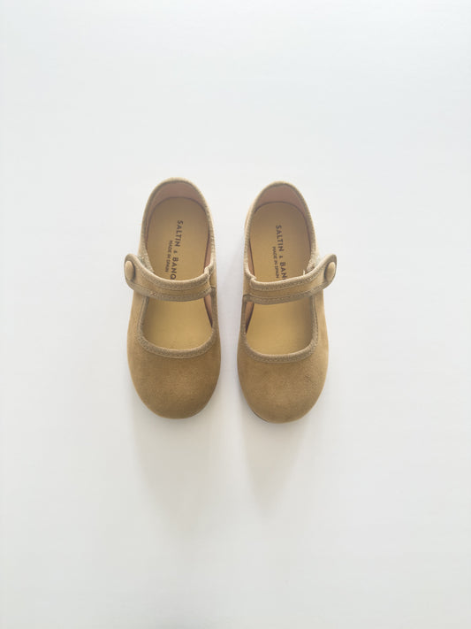 1144-02 Mercedita Camel