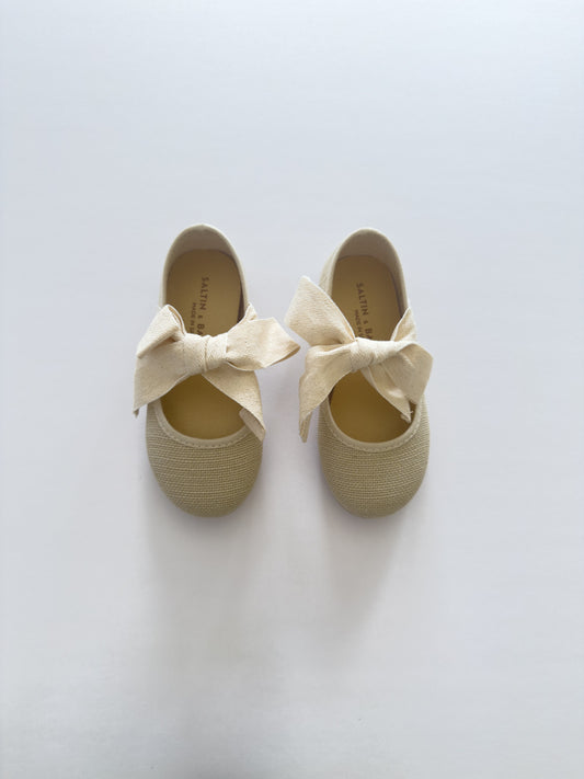 1174-09 Bow Mary Jane Hielo