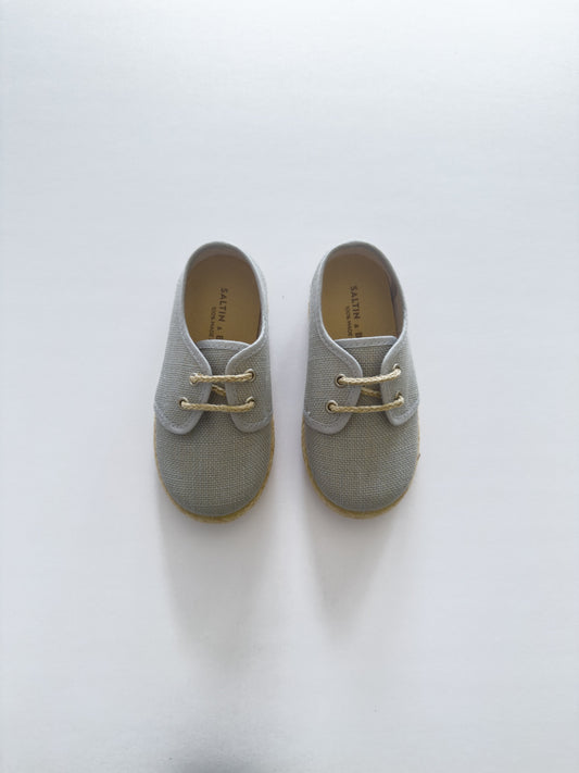 2133-09 Gris Lace Up