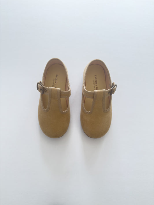 1136-02 T-Strap Camel